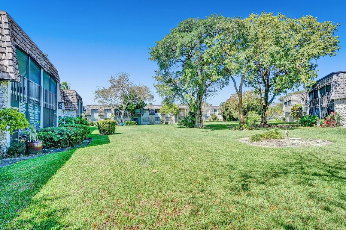 OAKLAND SHORES - Residential