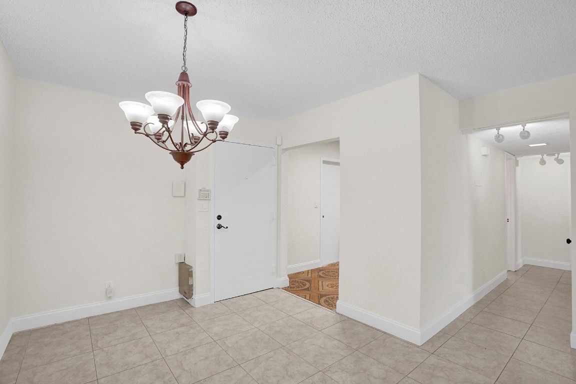 OAKLAND SHORES - Residential