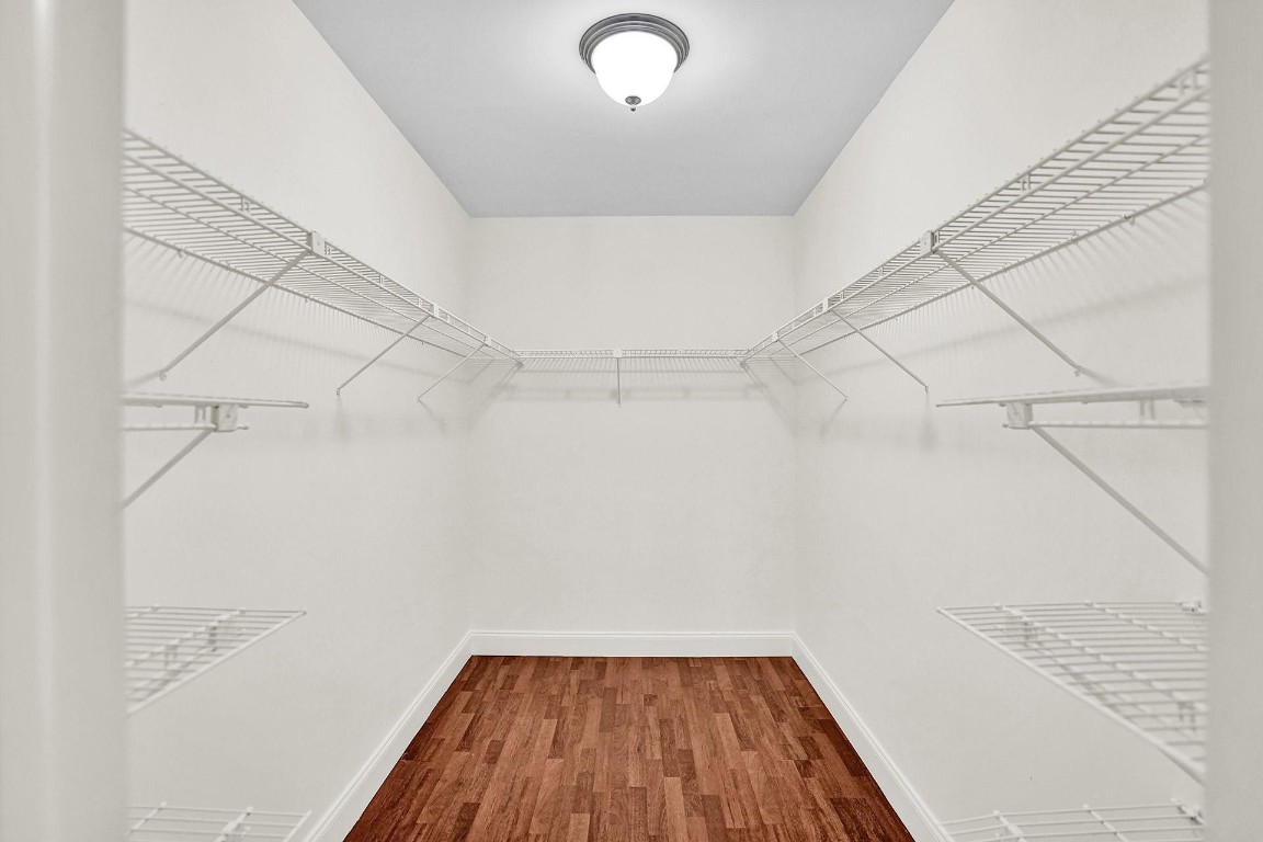 OAKLAND SHORES - Residential