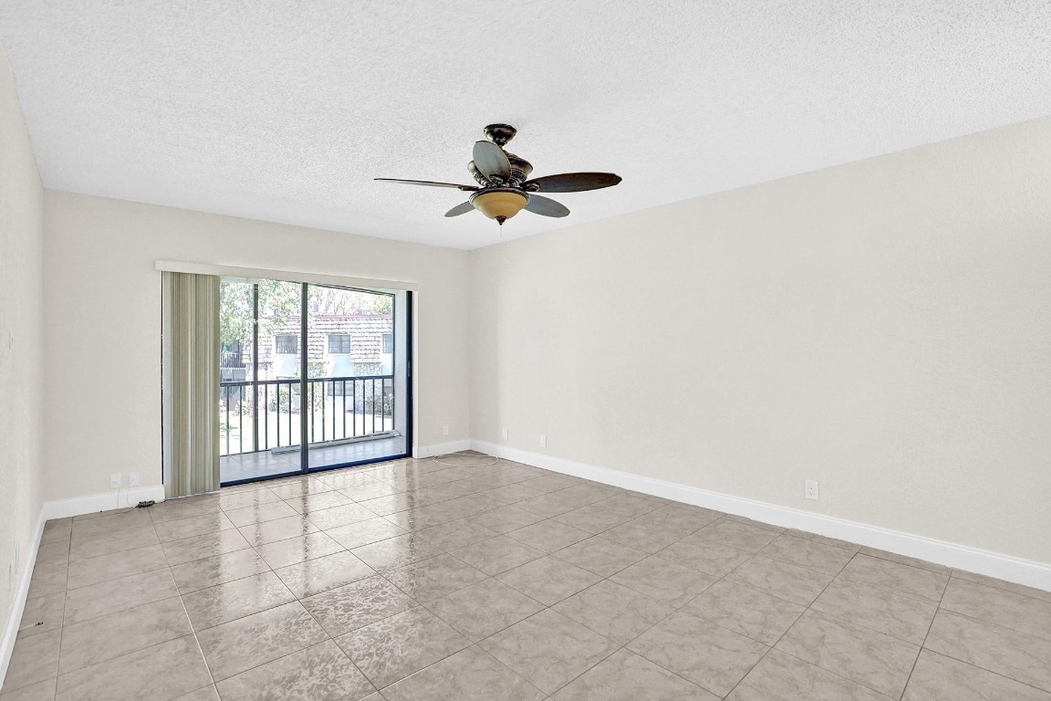 OAKLAND SHORES - Residential