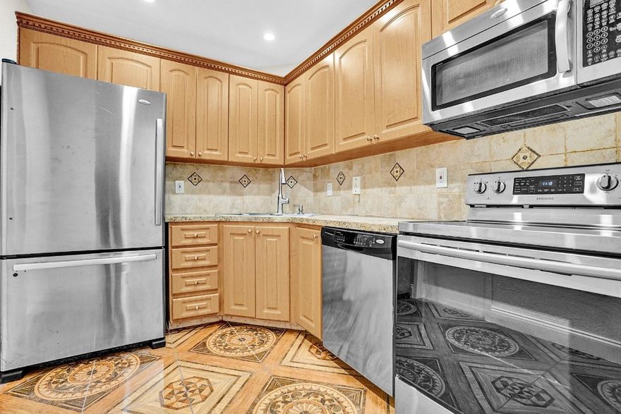 Check out this great South Florida investment property. Currently rented at $2100 per month until Feb 28th, 2024. The unit has new SS appliances and is tiled throughout. The association allows immediate rentals and offers quick approval. The community is also pet-friendly and allows two dogs under 20 lbs. The new AC unit was installed in the last year.