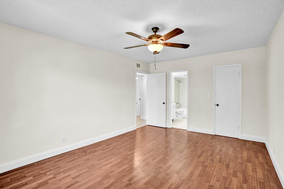 OAKLAND SHORES - Residential