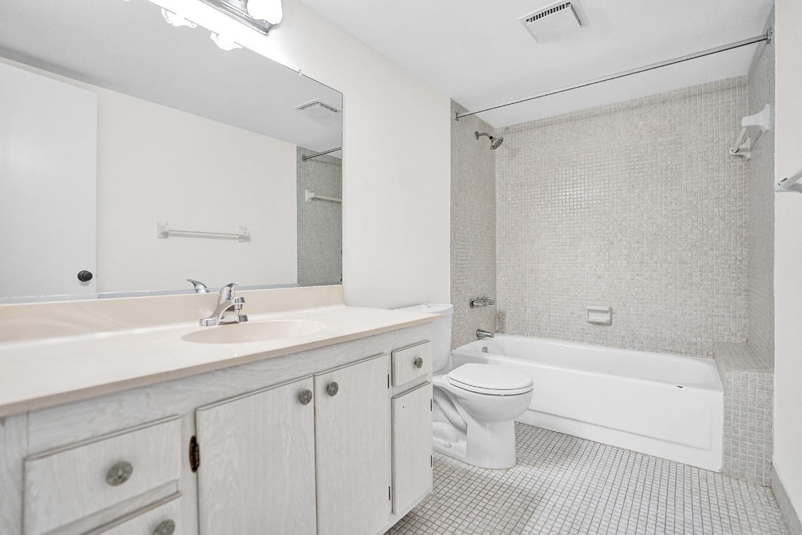 OAKLAND SHORES - Residential