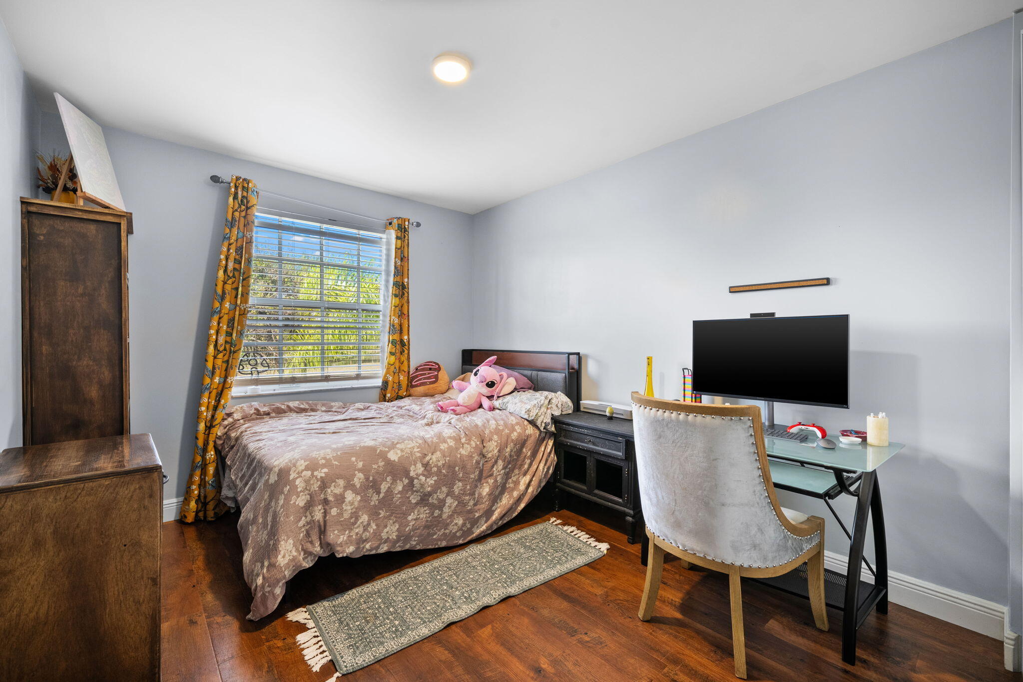 HOLIDAY SPRINGS EAST - Residential