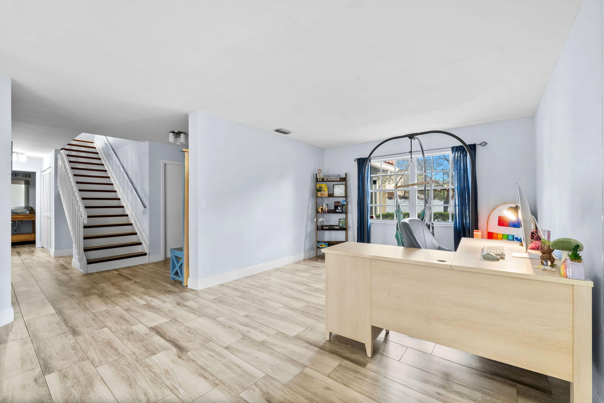 HOLIDAY SPRINGS EAST - Residential