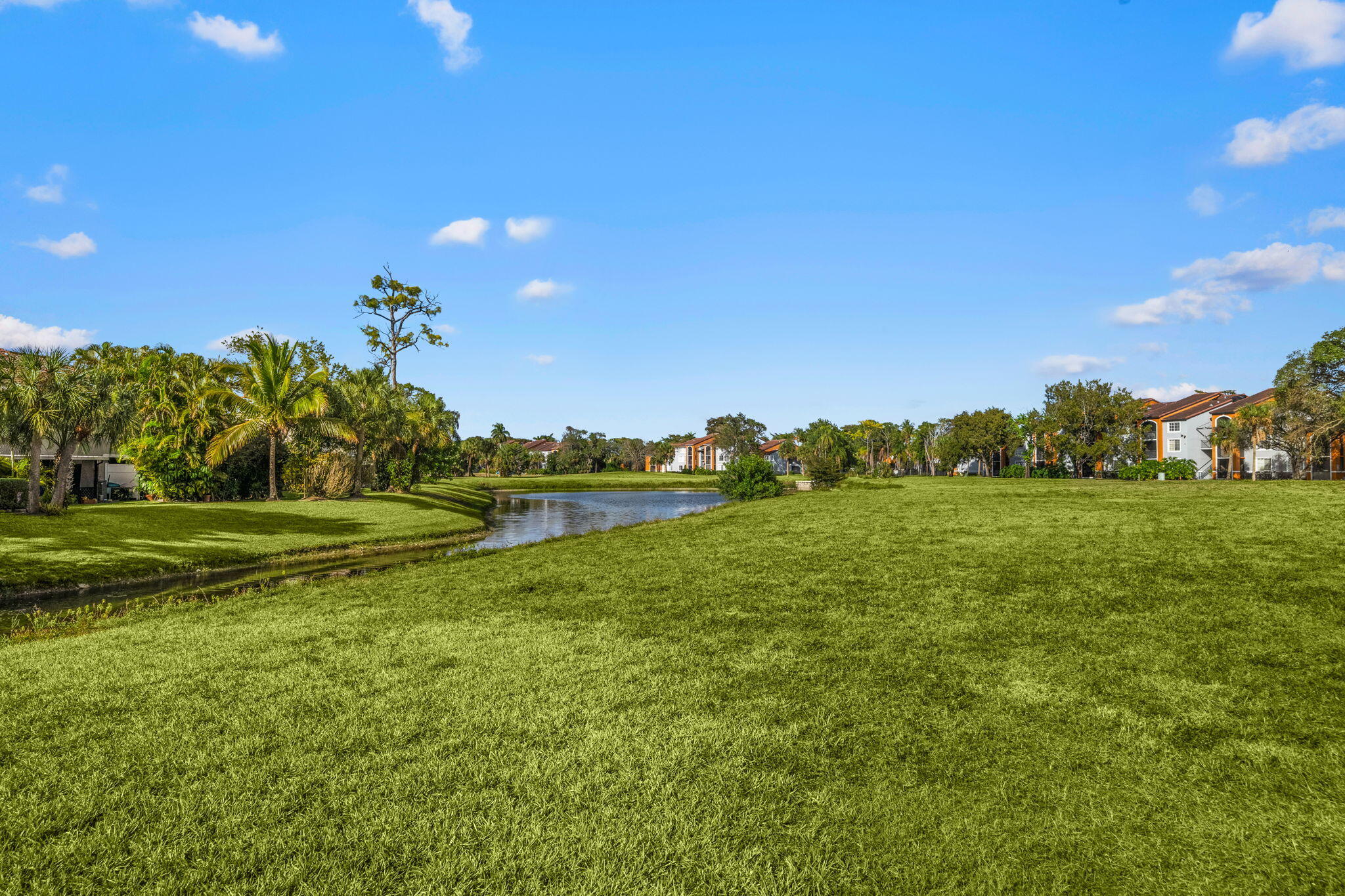 HOLIDAY SPRINGS EAST - Residential