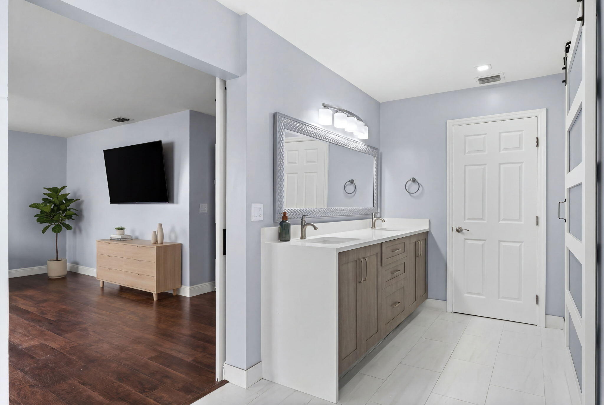 HOLIDAY SPRINGS EAST - Residential