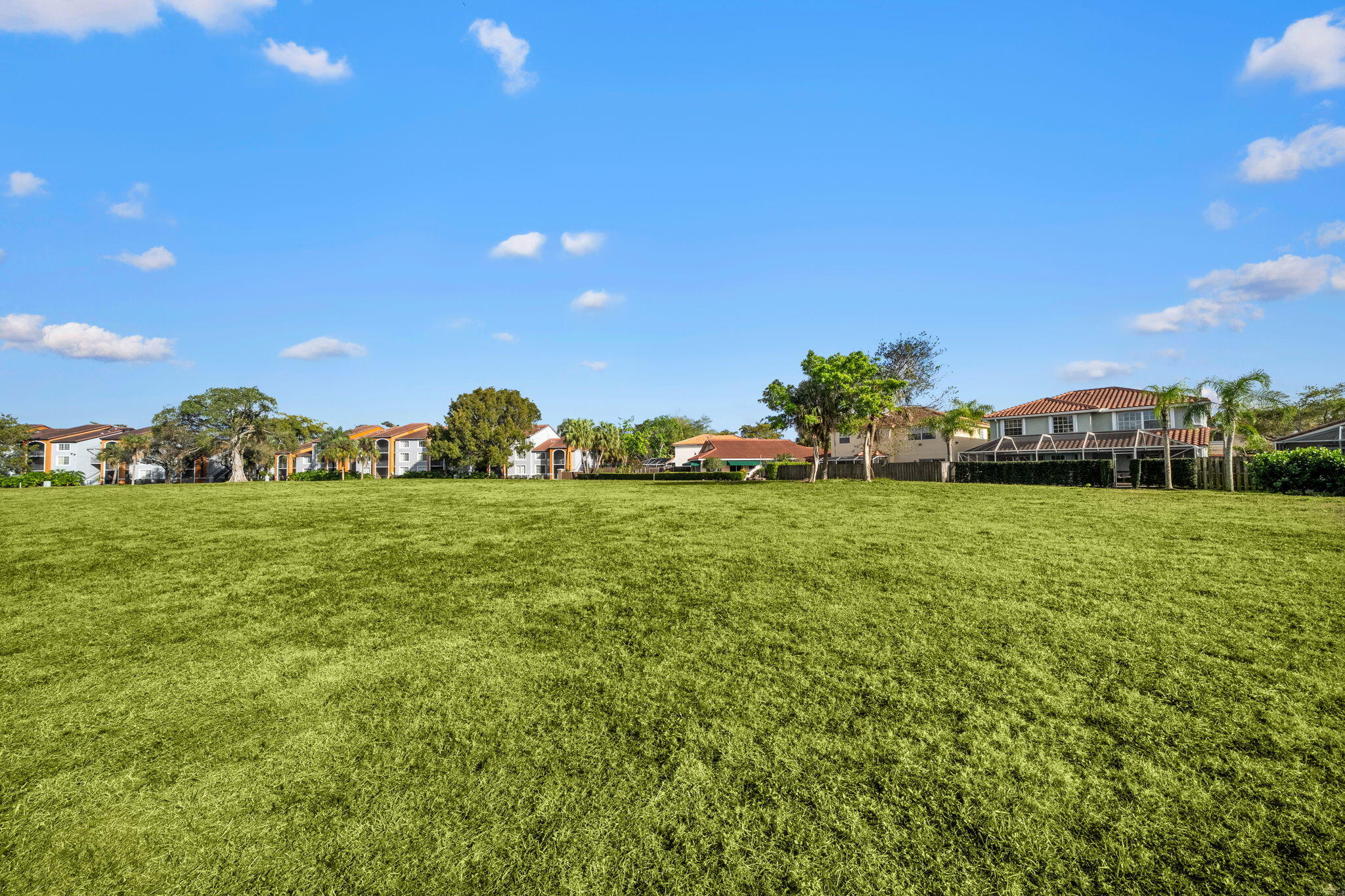 HOLIDAY SPRINGS EAST - Residential