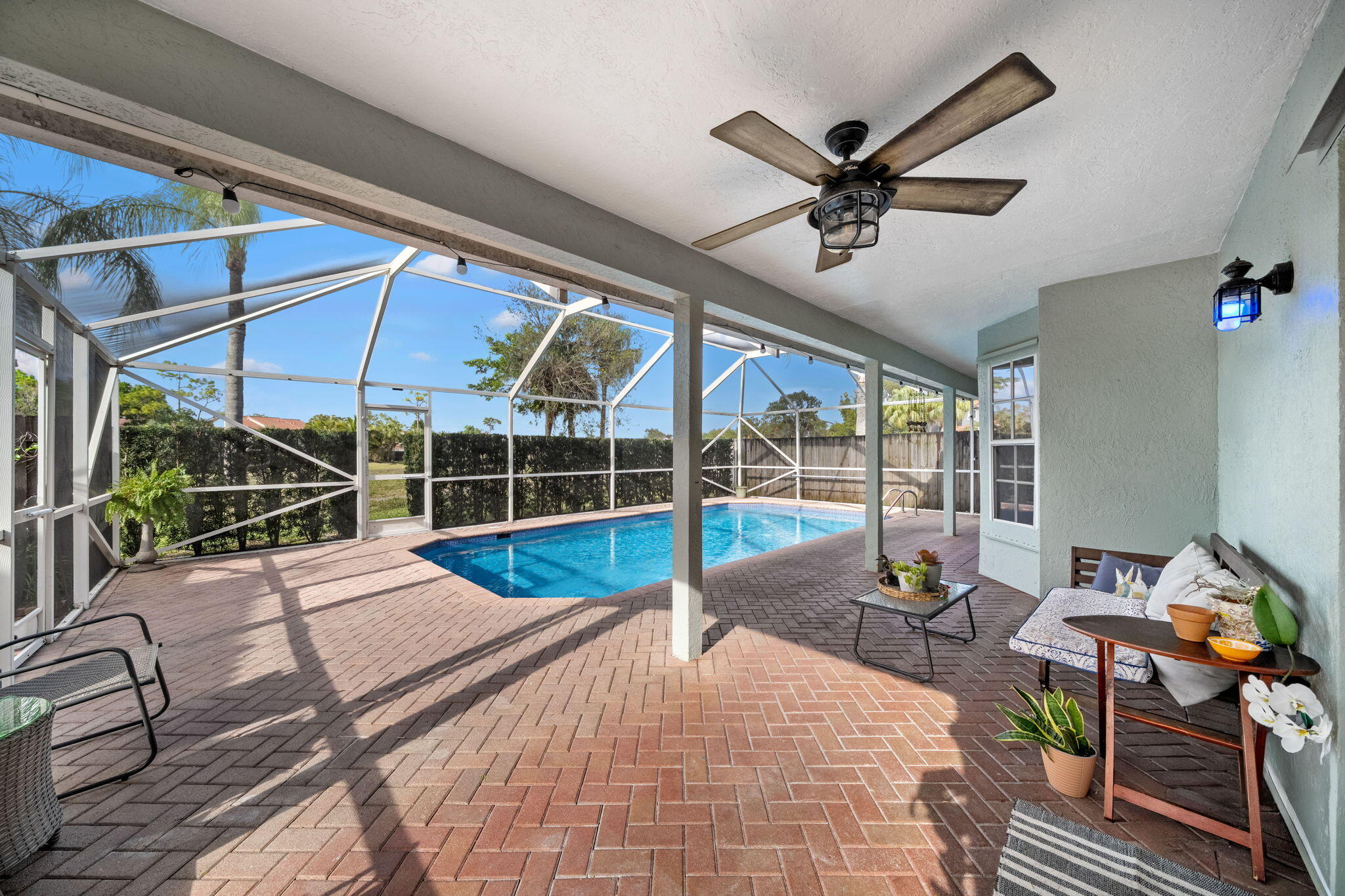 HOLIDAY SPRINGS EAST - Residential