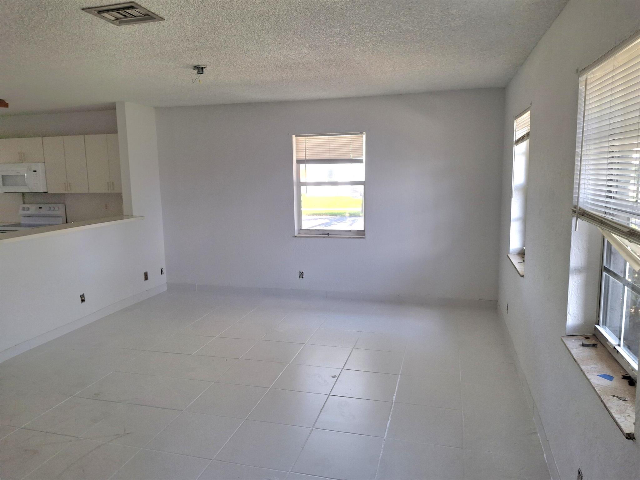 701 NW 15th Court