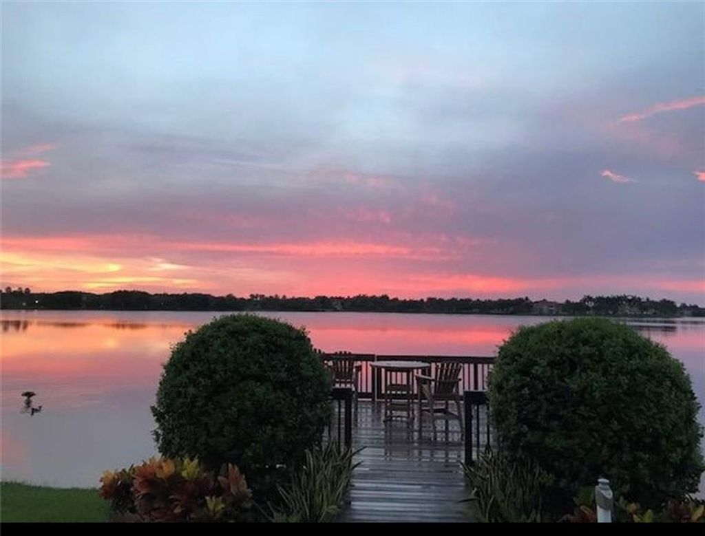 Photo of 382 NW 120th Dr, Coral Springs, FL 33071 (MLS # F10290584)