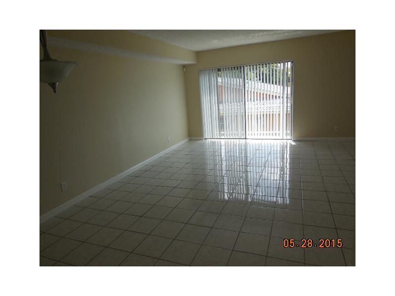 Coral Springs Estates TH - Residential