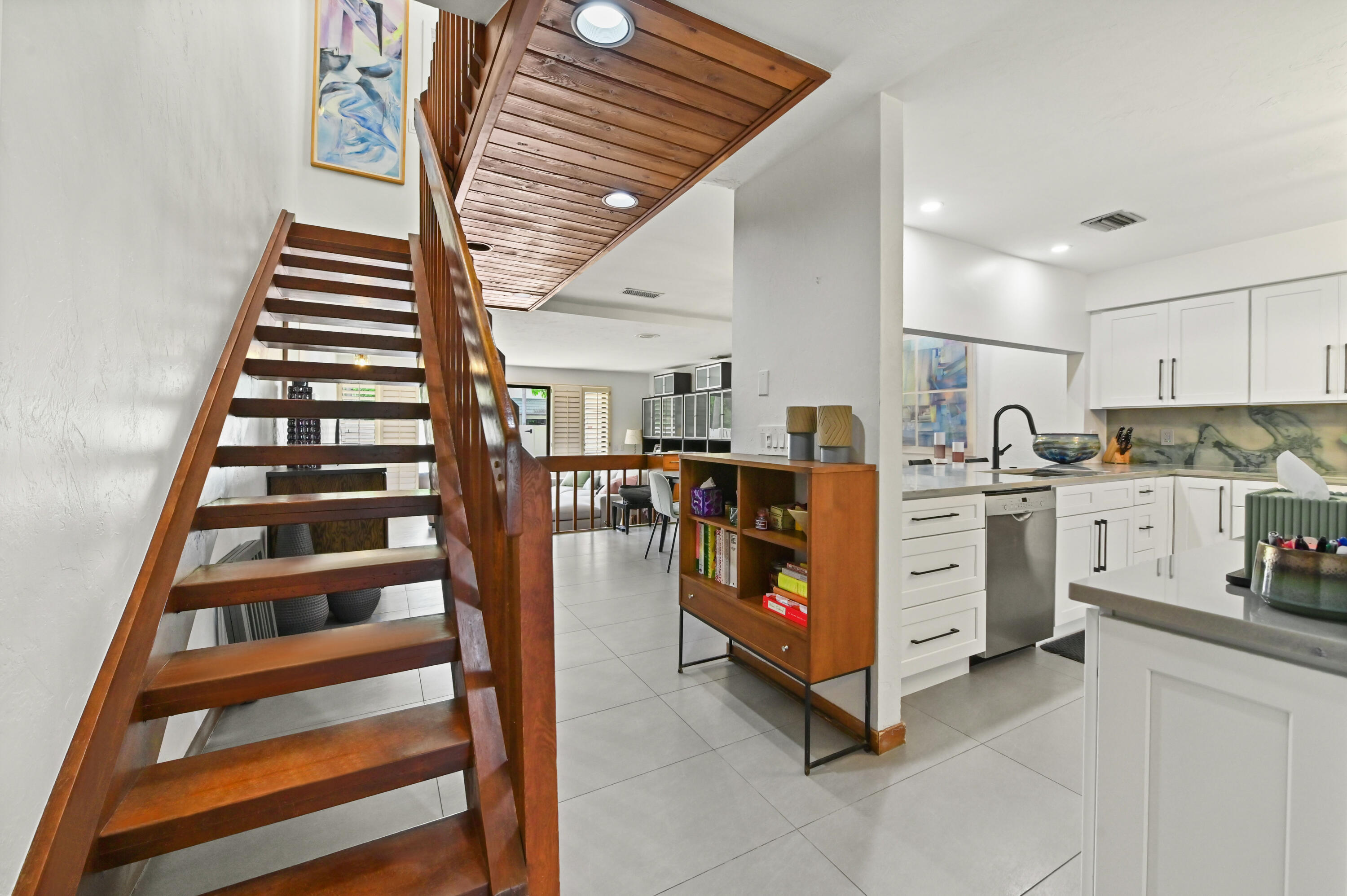 SAUSALITO TOWNHOUSES - Residential