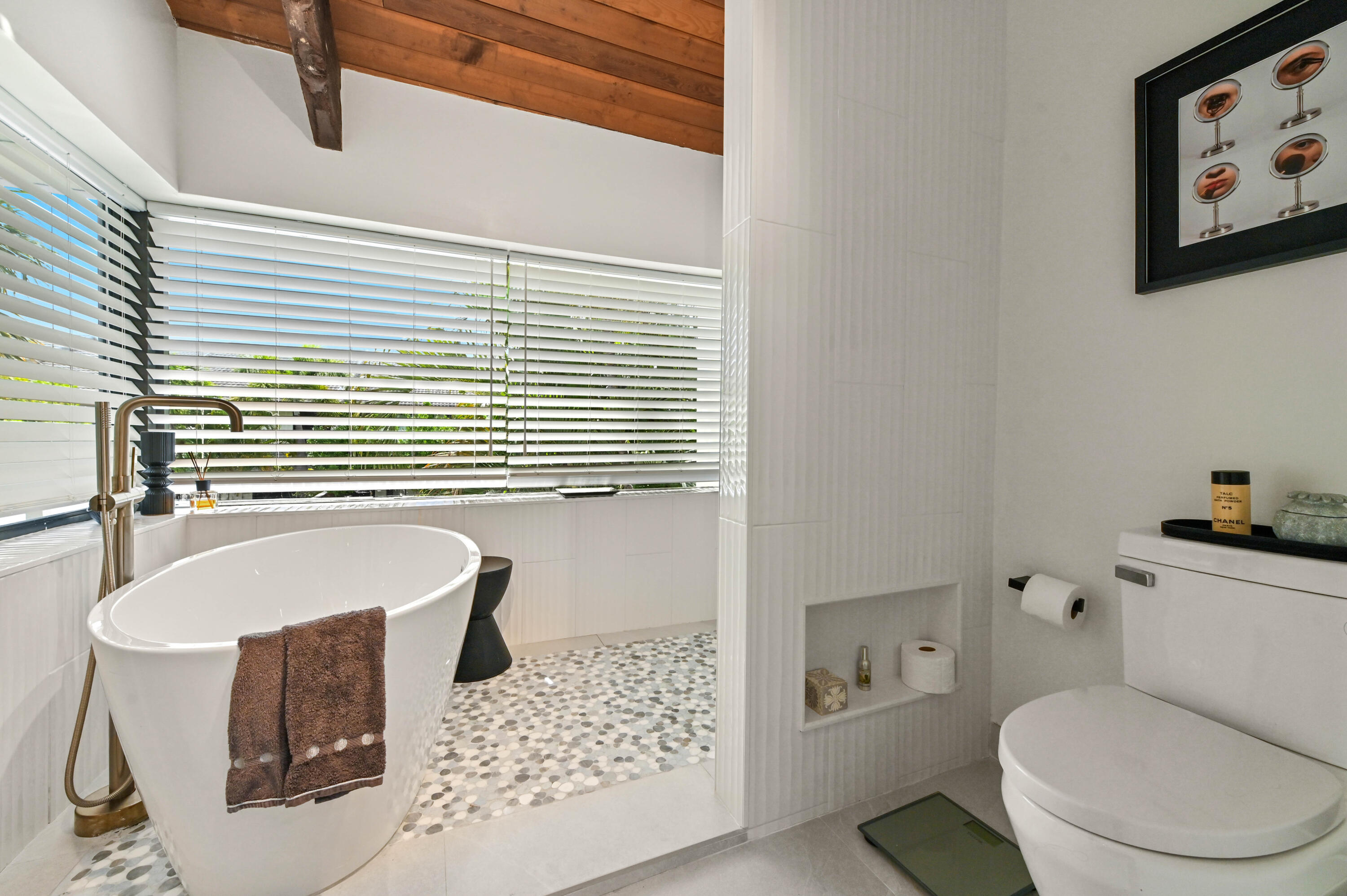 SAUSALITO TOWNHOUSES - Residential