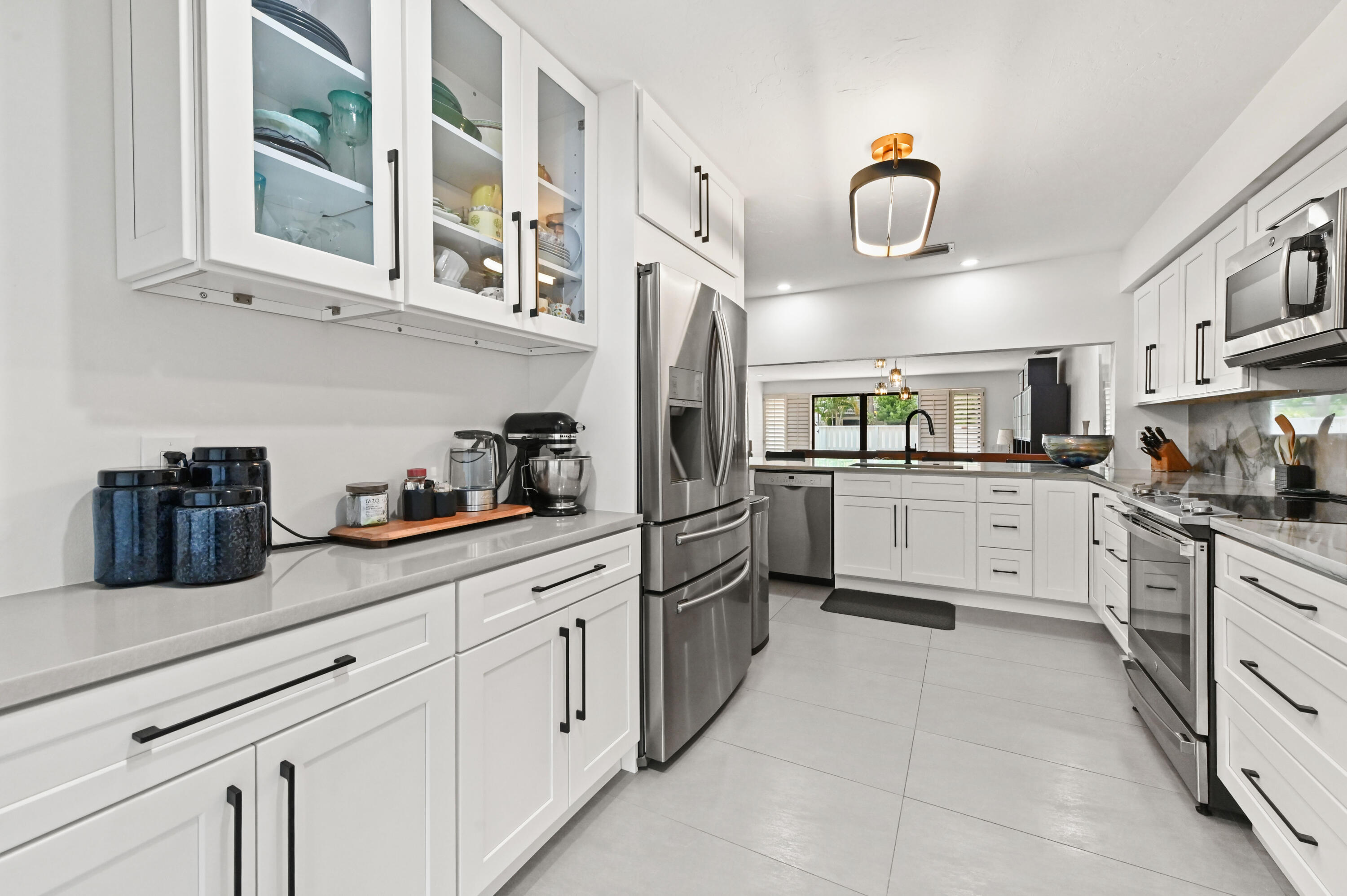 SAUSALITO TOWNHOUSES - Residential