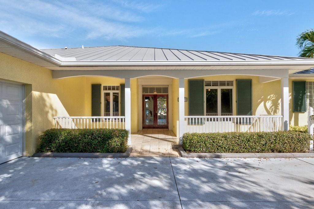 Photo of 13370 Old Dixie Highway, Sebastian, FL 32958 (MLS # R10960312)