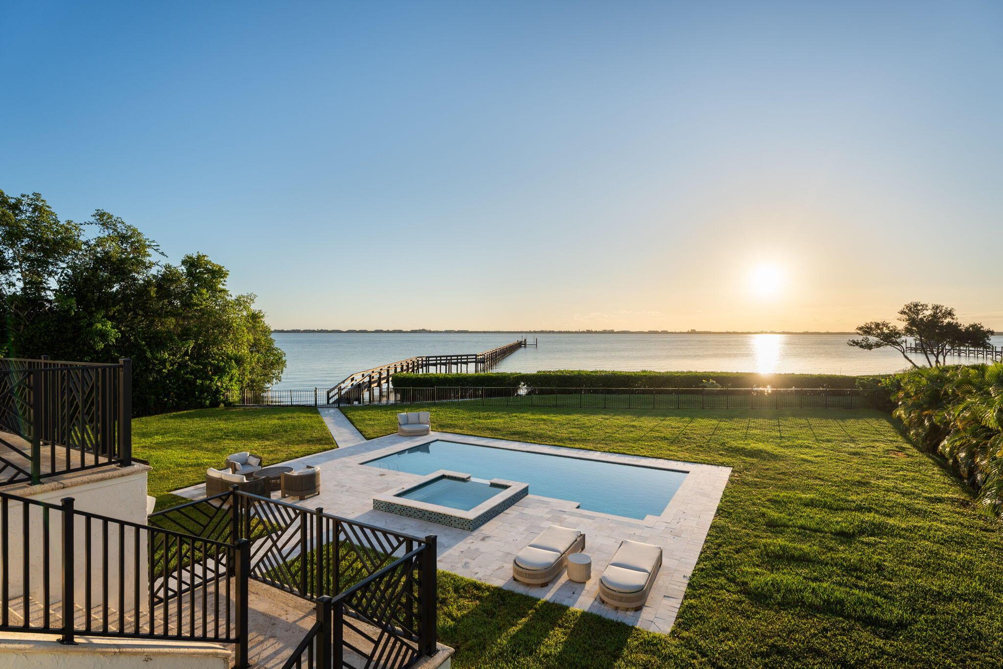 Sewalls Point - Residential