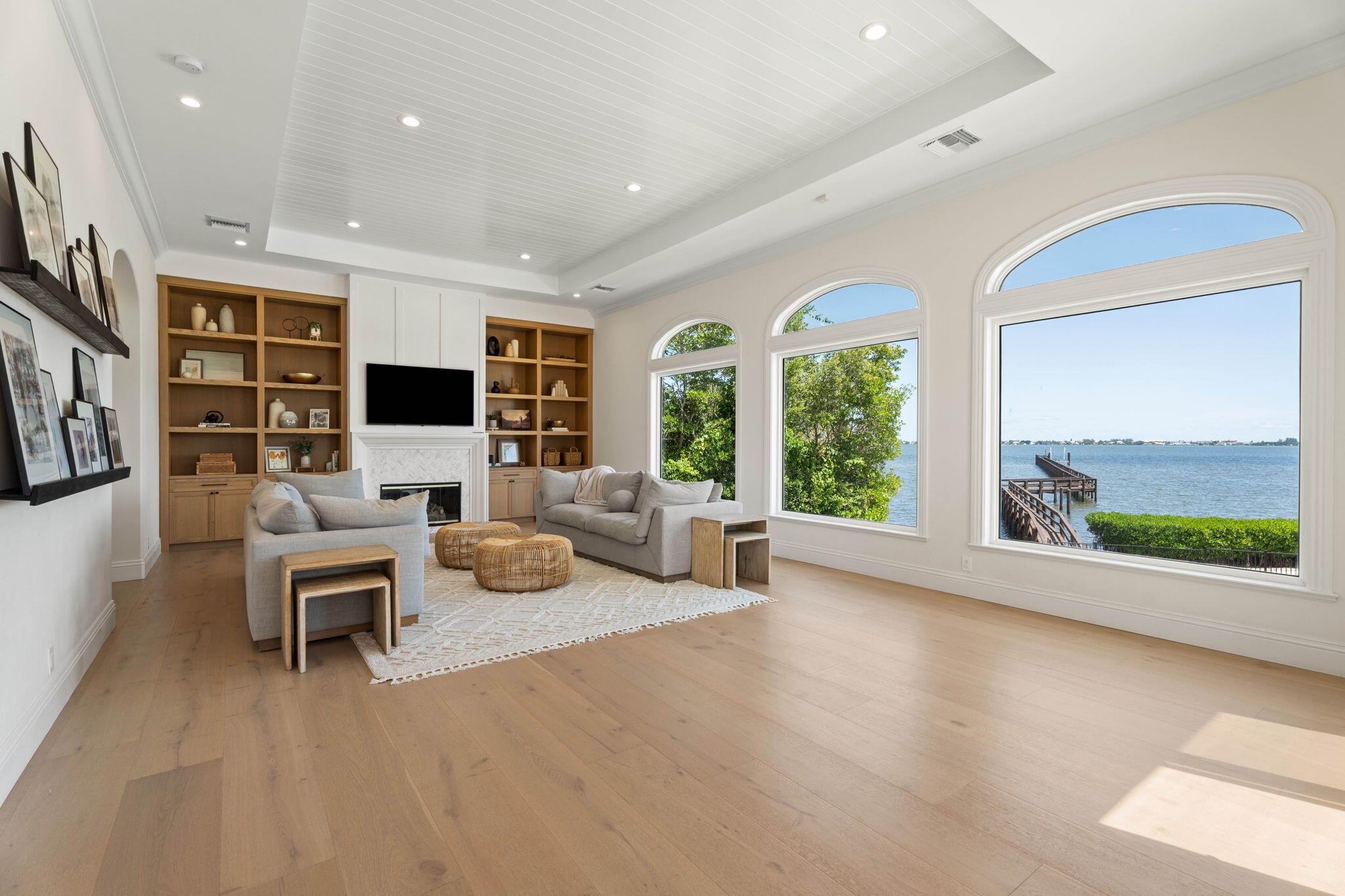 Sewalls Point - Residential