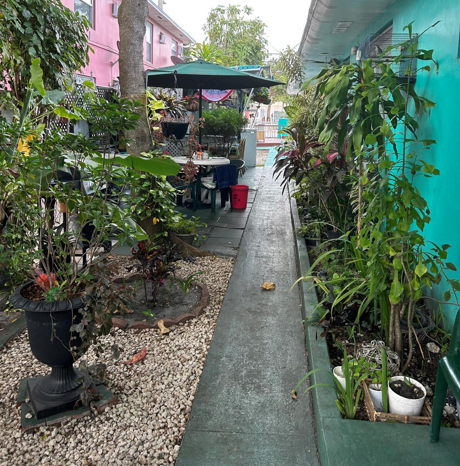This is all about location! Right around the corner from the Marlin's Stadium, restaurants, highways, and entertainment. Great income property in a prime location! Tankless water heater, separate electric meter per unit, 4 parking spots right in front of the unit, and great backyard for common area. Schedule your appointment and don't miss out on this gem!