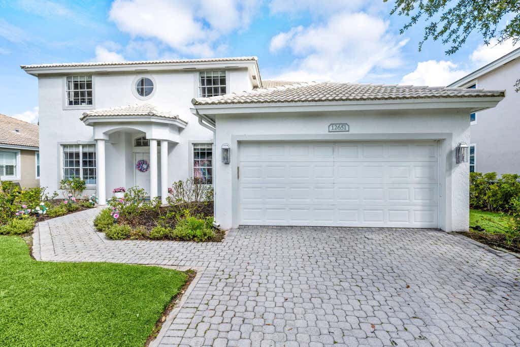 Photo of 12651 Yardley Drive, Boca Raton, FL 33428 (MLS # B26040110)