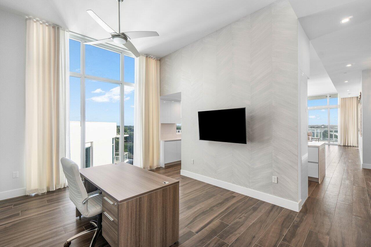 AKOYA AT BOCA WEST COUNTR - Residential