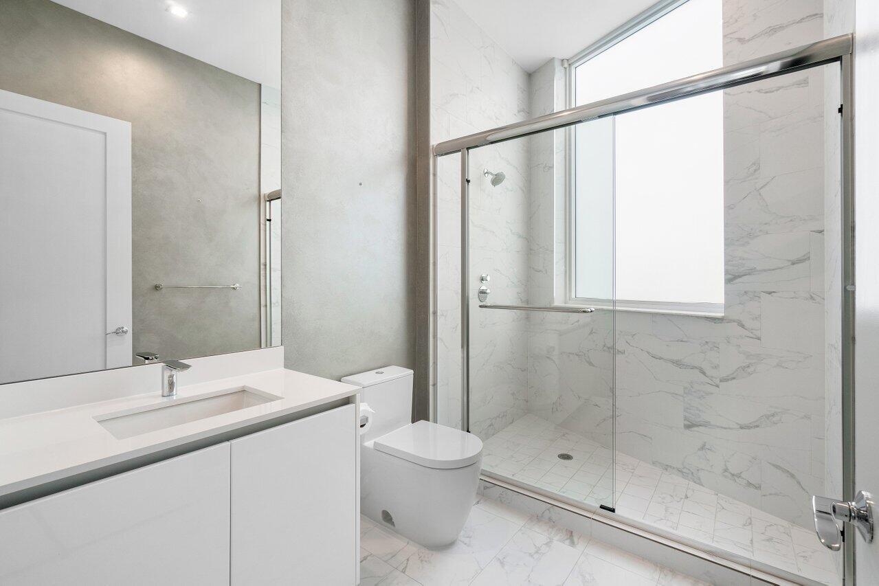 AKOYA AT BOCA WEST COUNTR - Residential