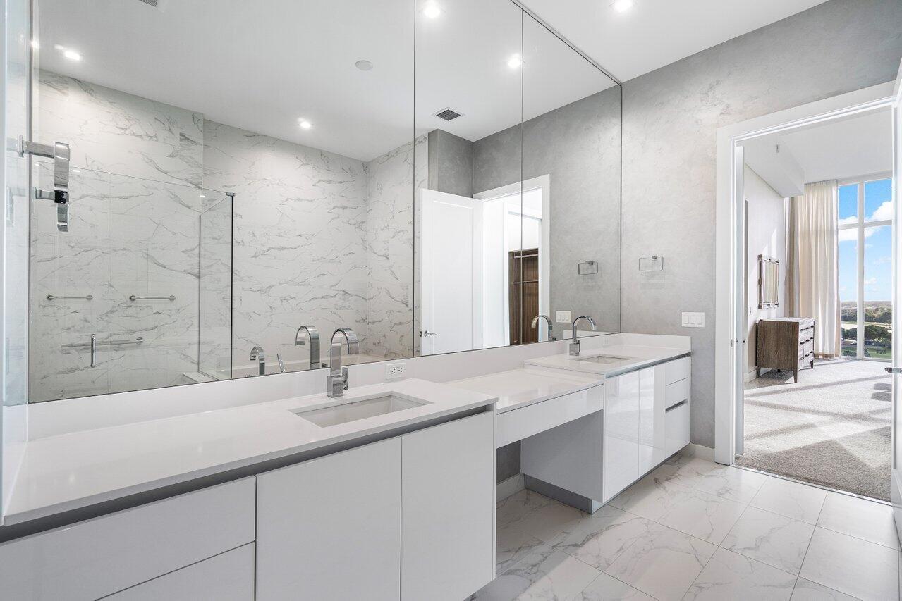 AKOYA AT BOCA WEST COUNTR - Residential