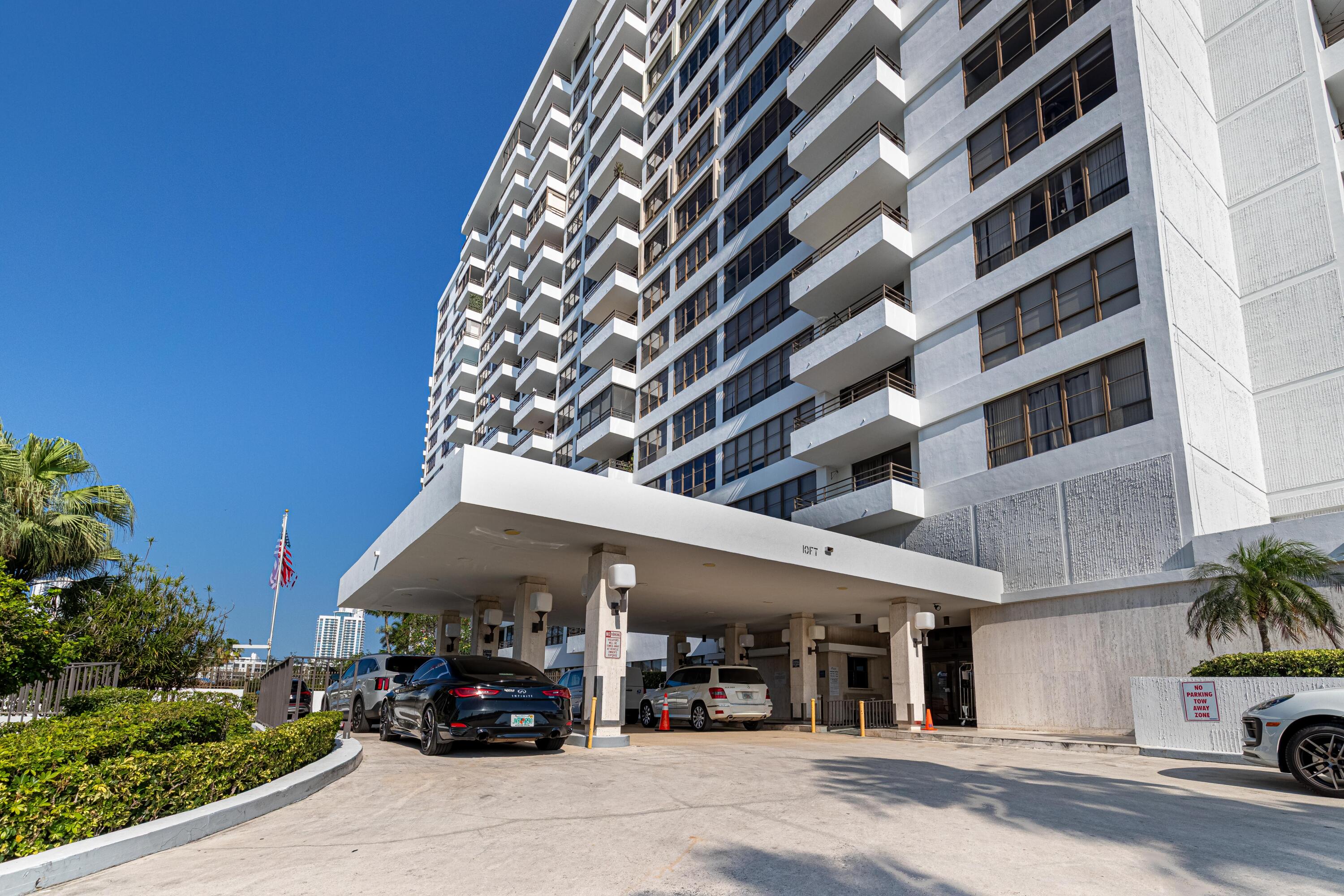 OLYMPUS CONDO PHASE - Residential