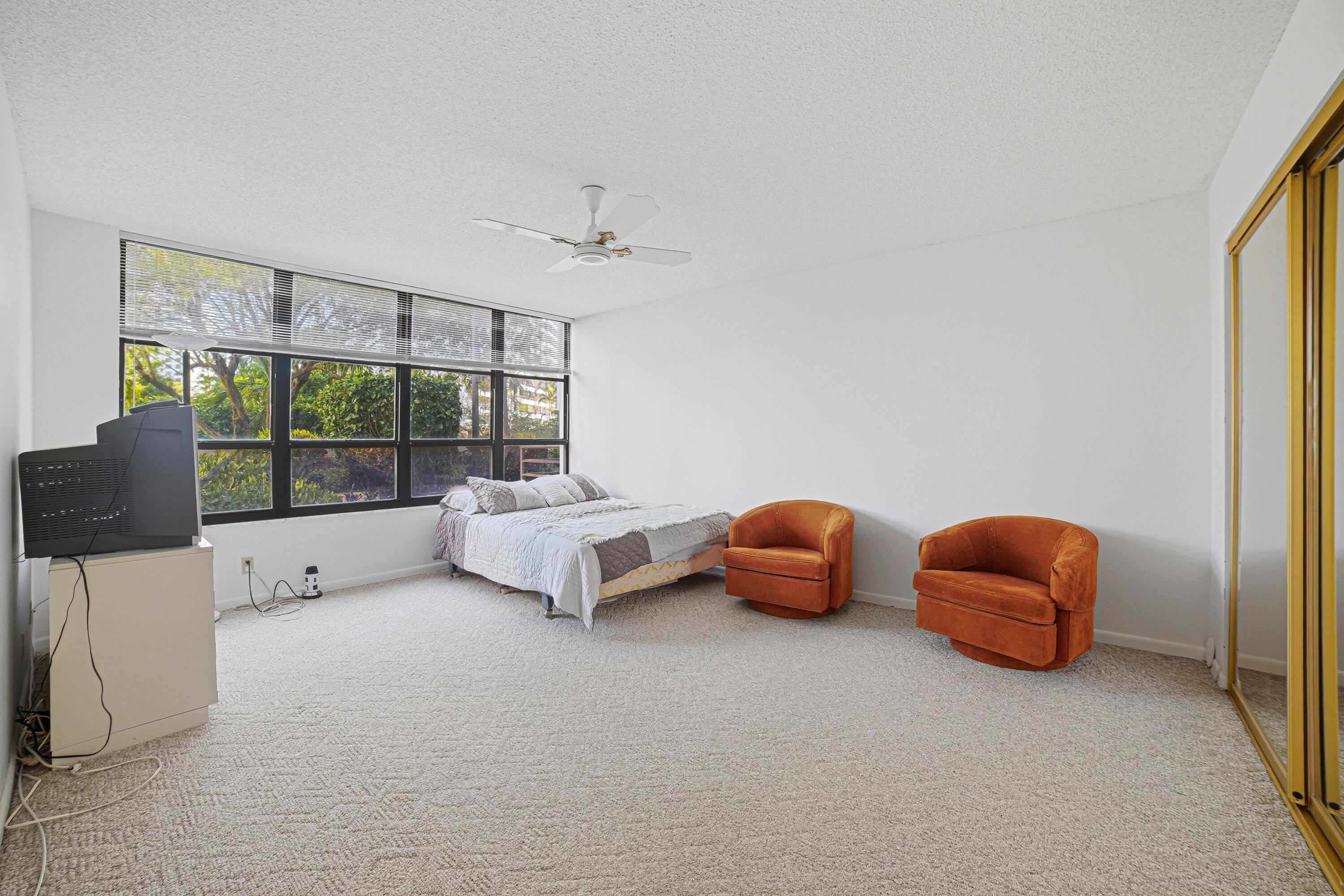 600 Three Islands Boulevard 121