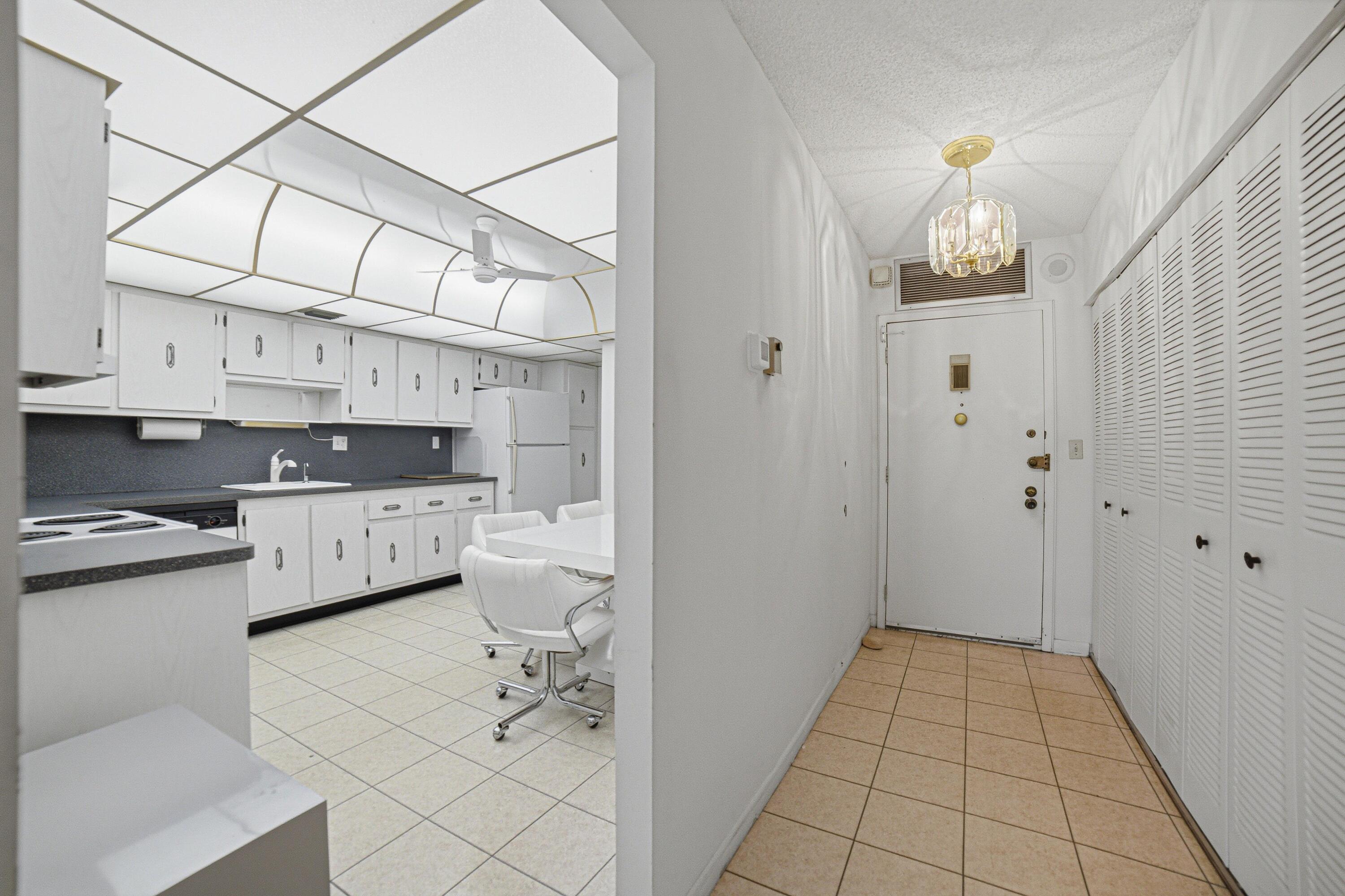 OLYMPUS CONDO PHASE - Residential