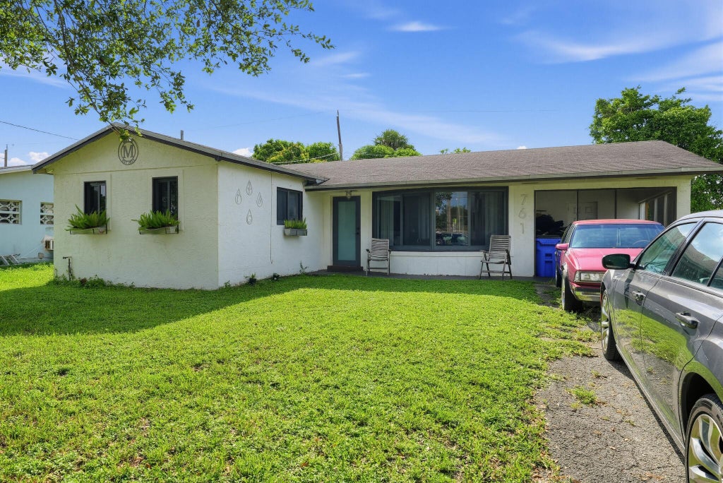 Photo of 761 NW 65th Avenue, Margate, FL 33063 (MLS # B26077932)
