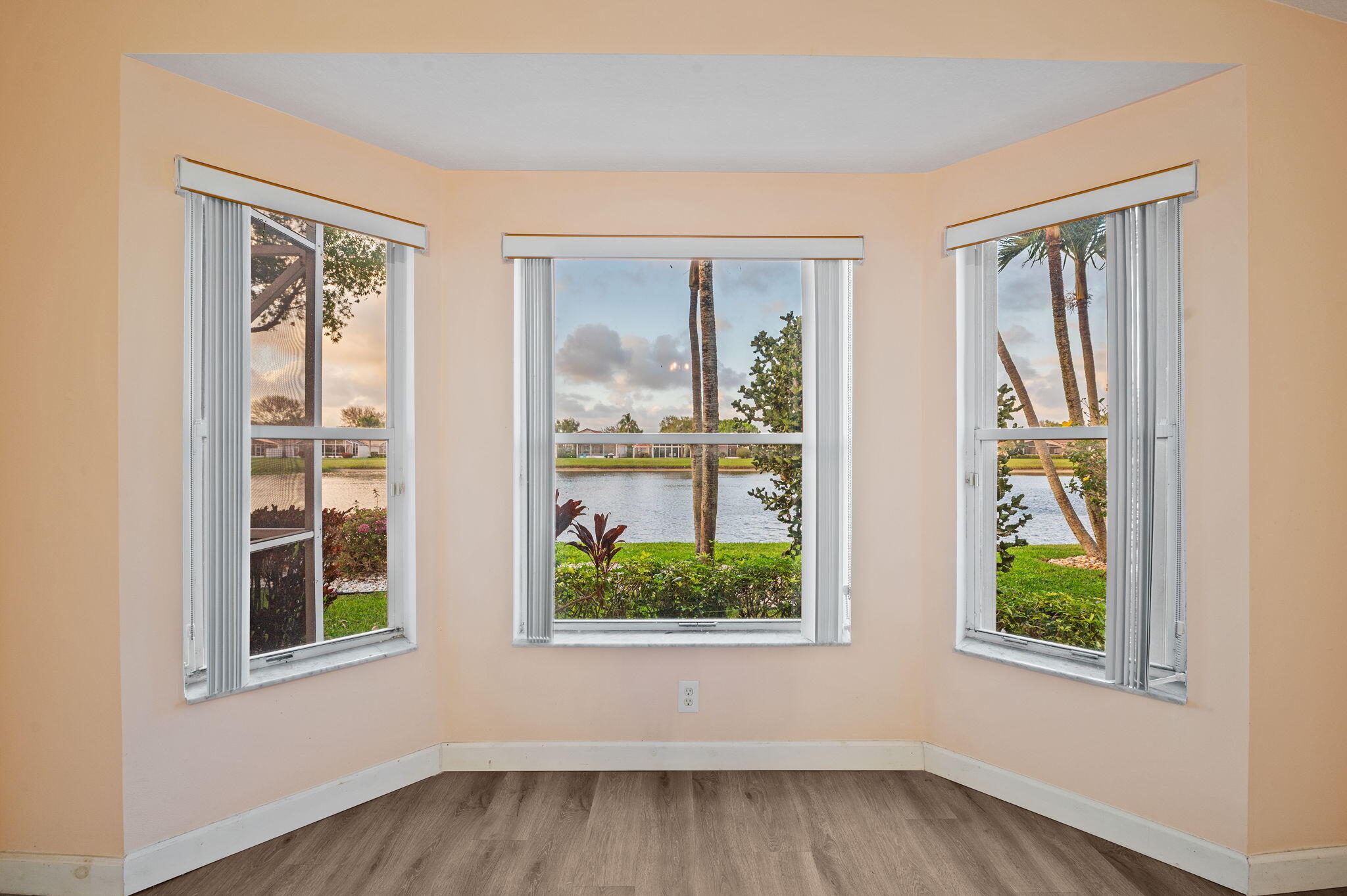 Cascade Lakes - Residential