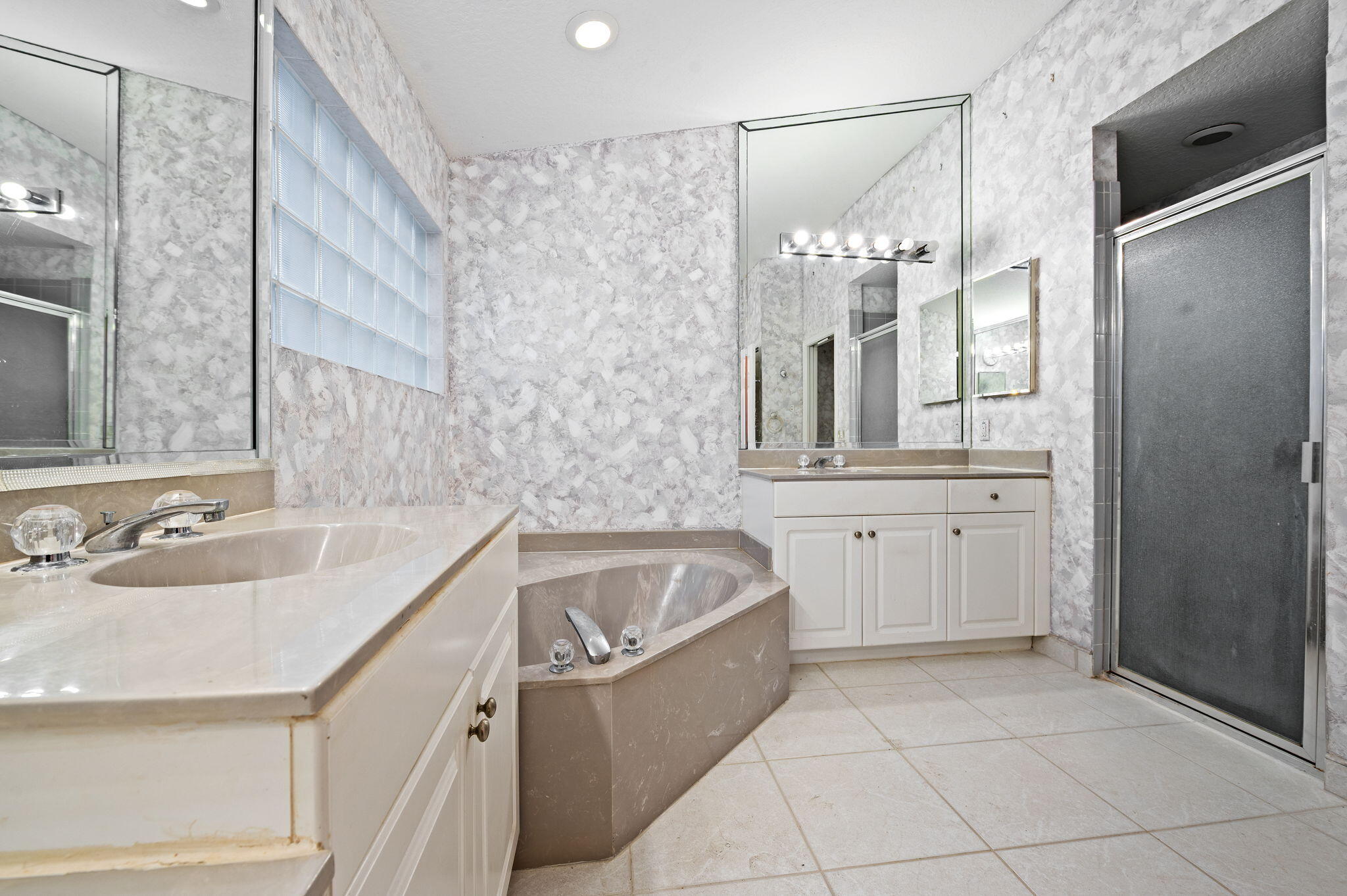 Cascade Lakes - Residential