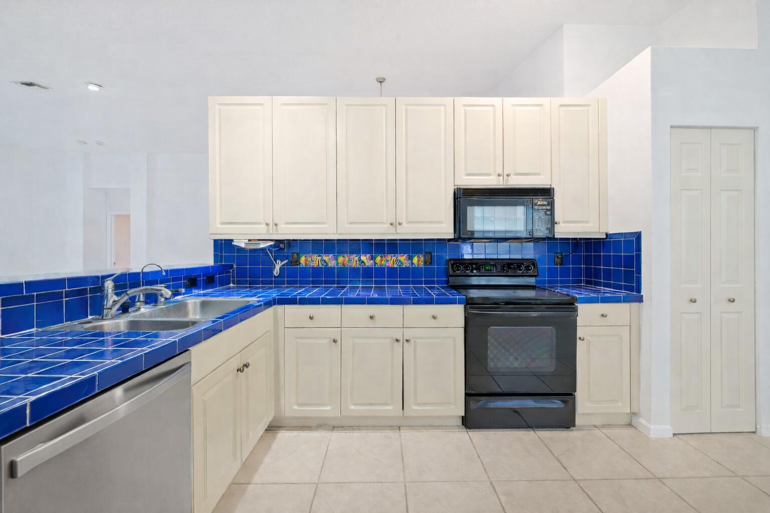 Cascade Lakes - Residential