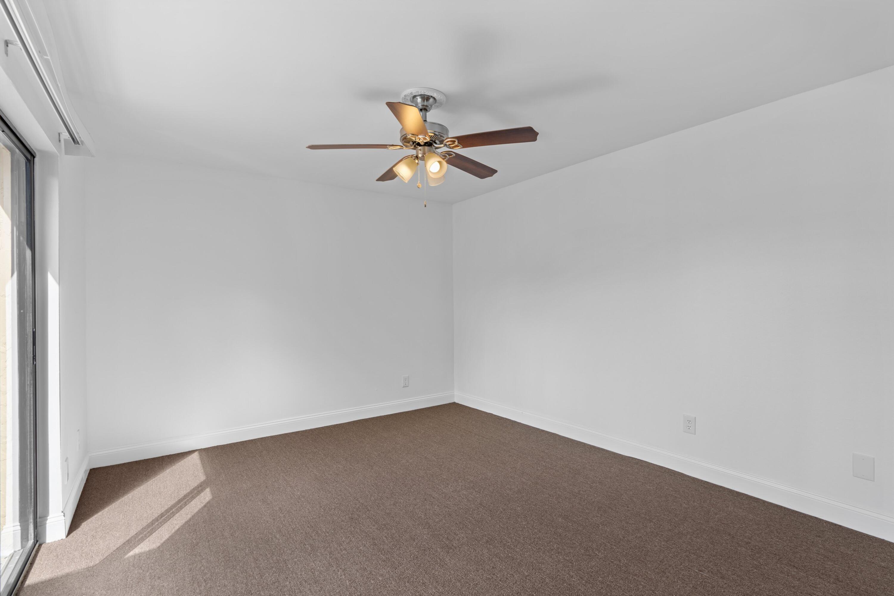 PALM SPRINGS TOWNHOMES AS - Residential Lease