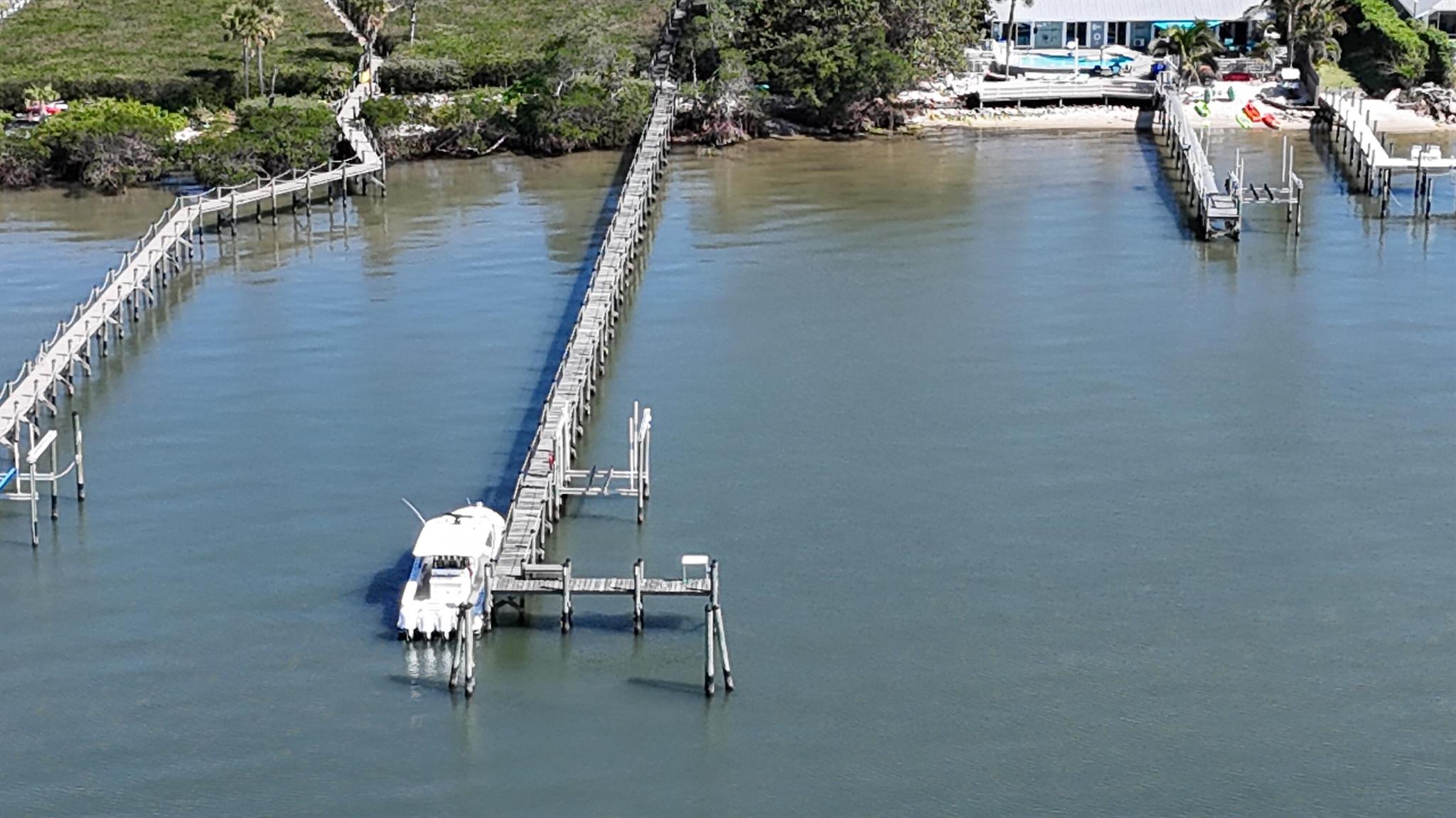 BUTTONWOOD - Residential