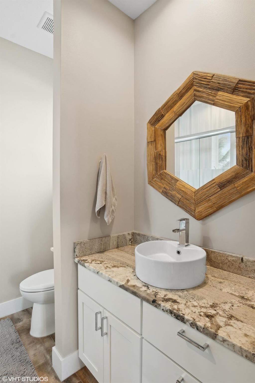 BUTTONWOOD - Residential