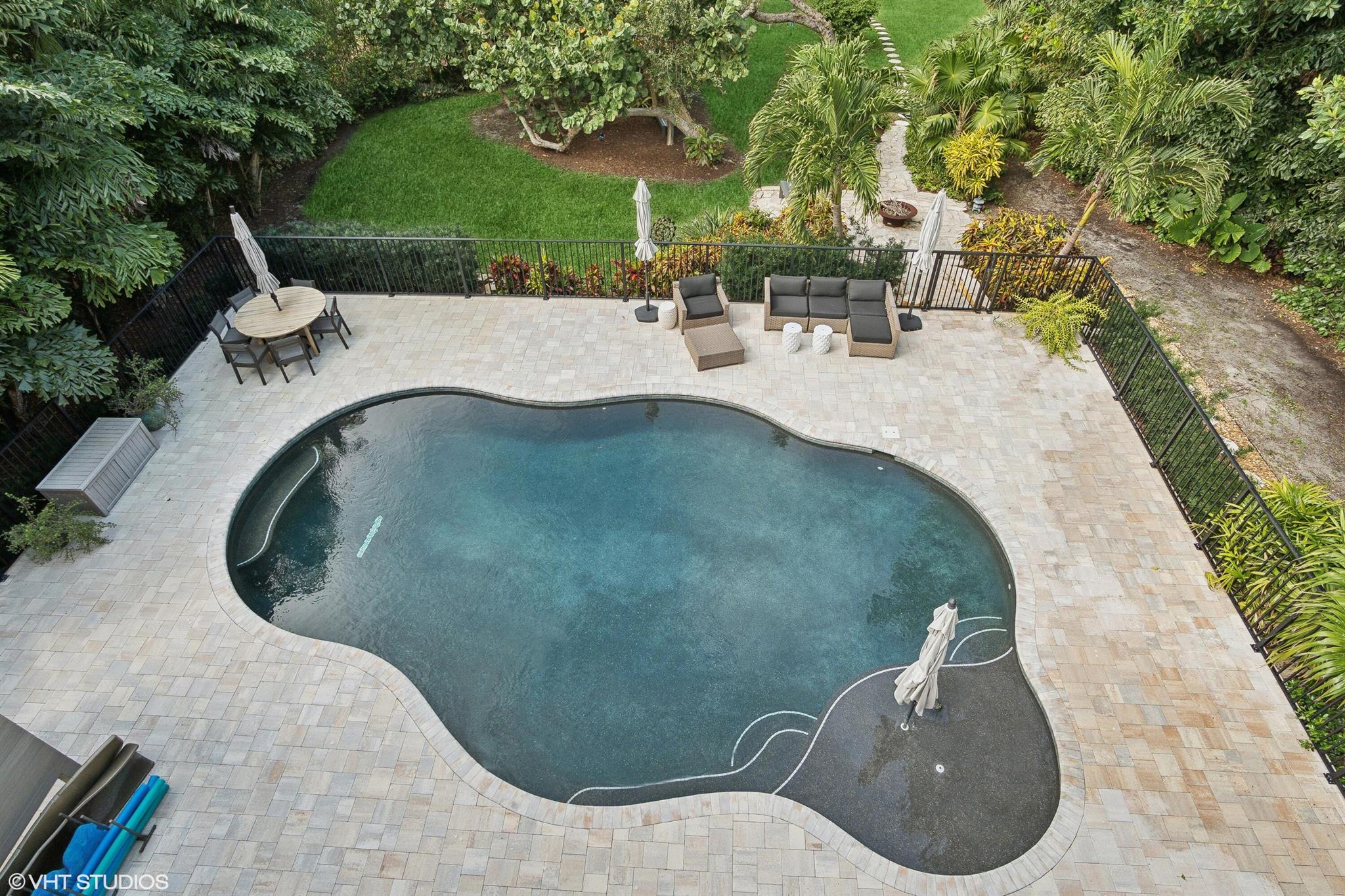 BUTTONWOOD - Residential