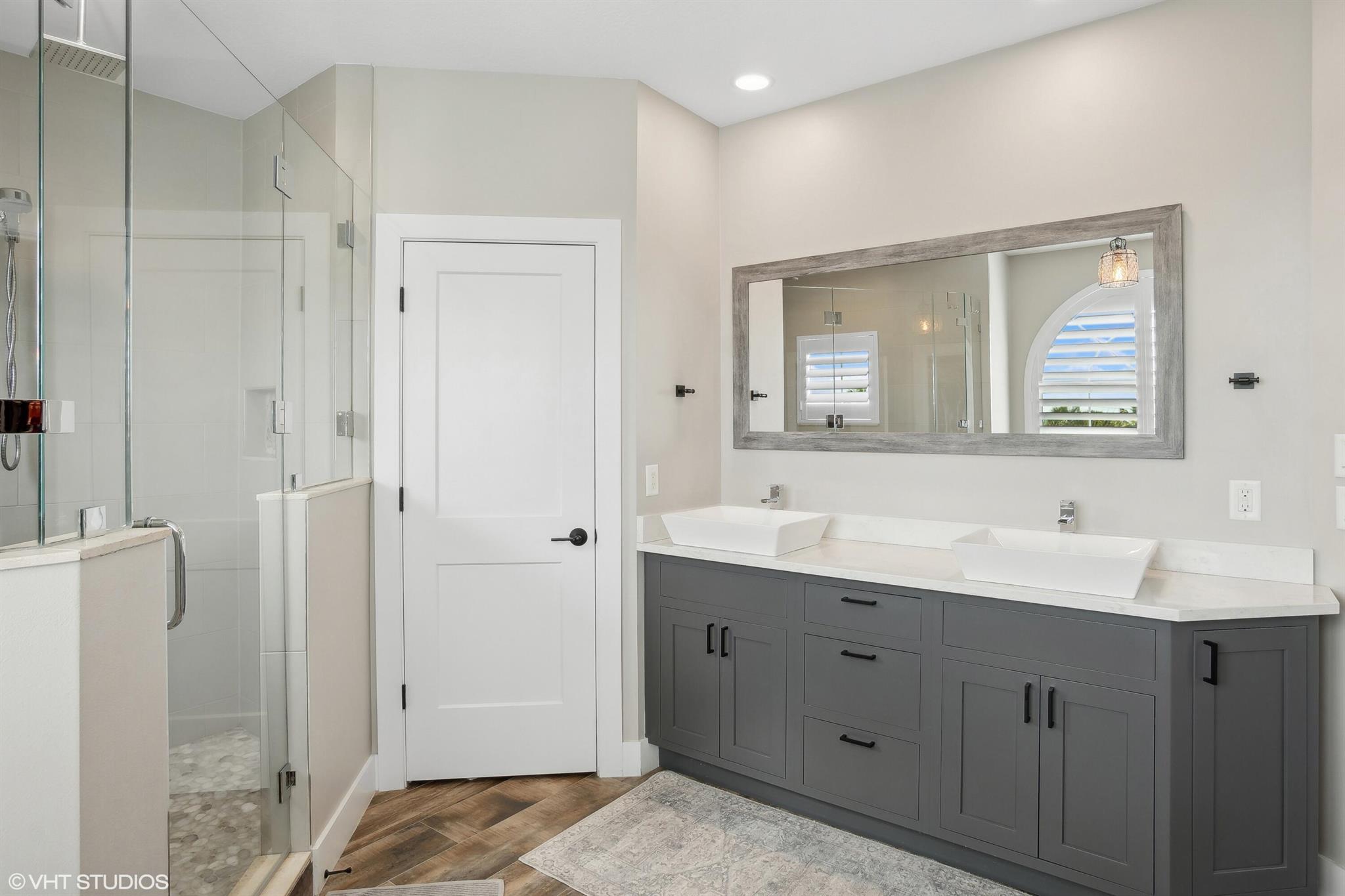 BUTTONWOOD - Residential