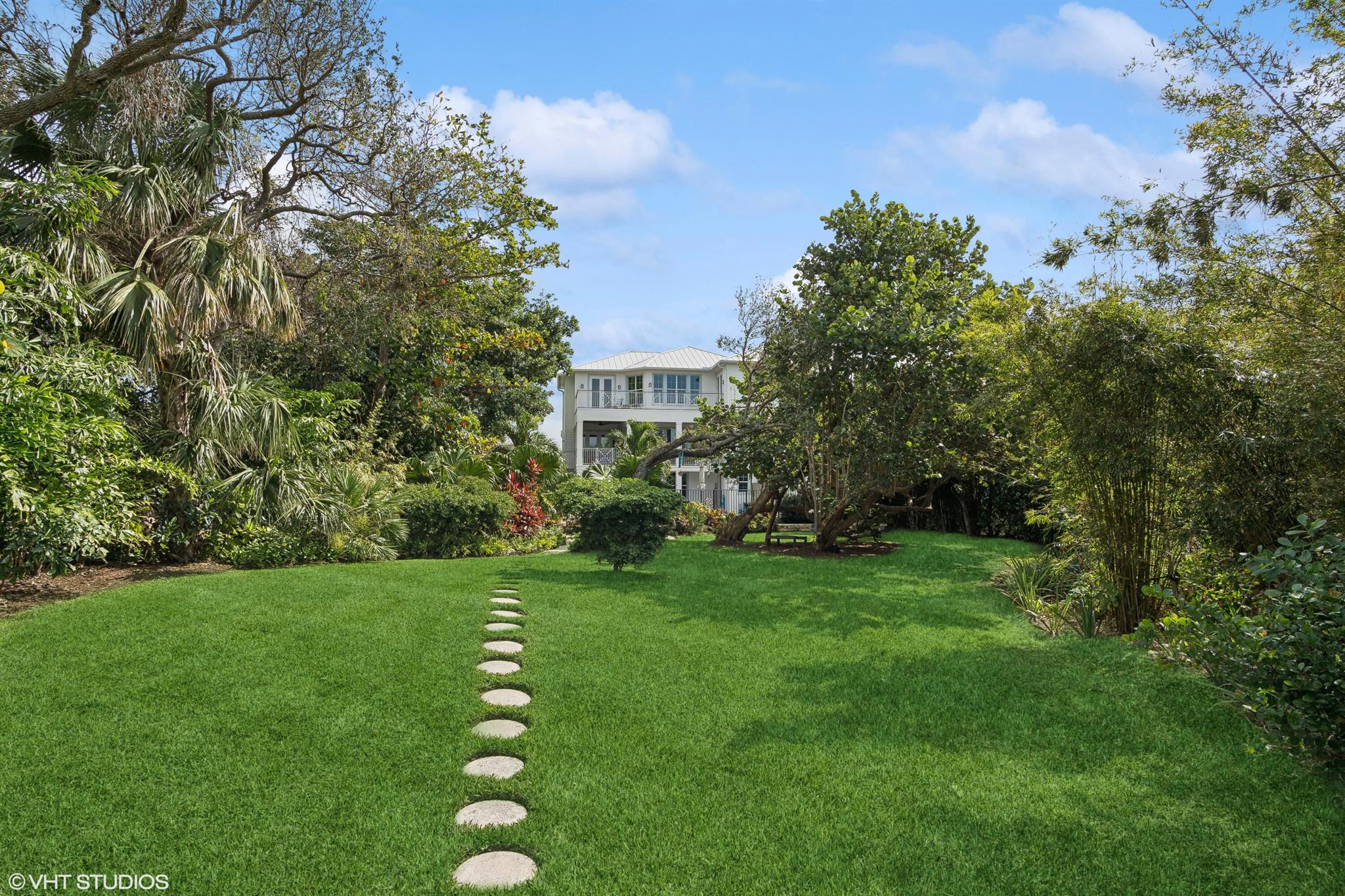 BUTTONWOOD - Residential