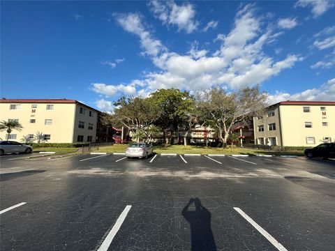 Condominium in Pembroke Pines FL 251 134th Way Way.jpg