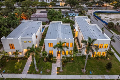 Tiny photo for 725 SE 4th Avenue, Delray Beach, FL 33483 (MLS # B26090710)