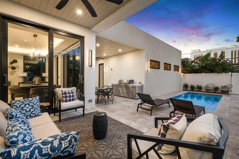 Tiny photo for 725 SE 4th Avenue, Delray Beach, FL 33483 (MLS # B26090710)