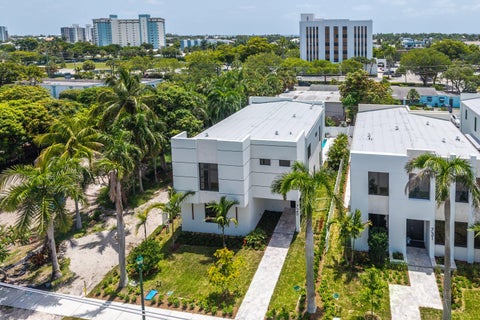 Tiny photo for 725 SE 4th Avenue, Delray Beach, FL 33483 (MLS # B26090710)