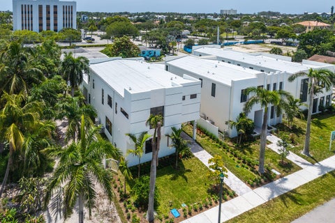 Tiny photo for 725 SE 4th Avenue, Delray Beach, FL 33483 (MLS # B26090710)