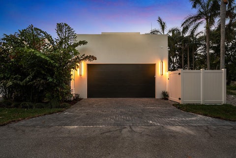 Tiny photo for 725 SE 4th Avenue, Delray Beach, FL 33483 (MLS # B26090710)
