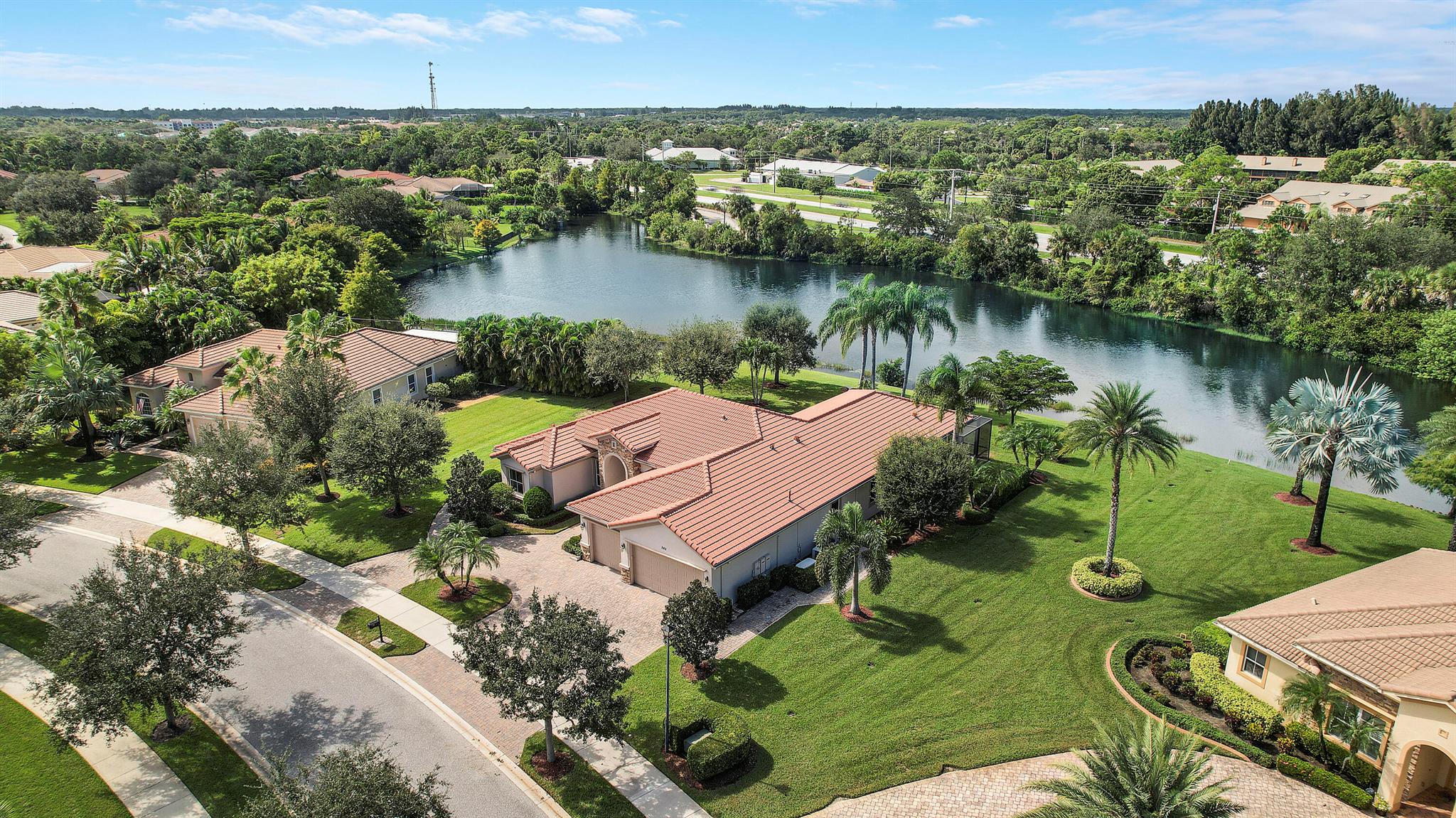 TRES BELLE - Residential