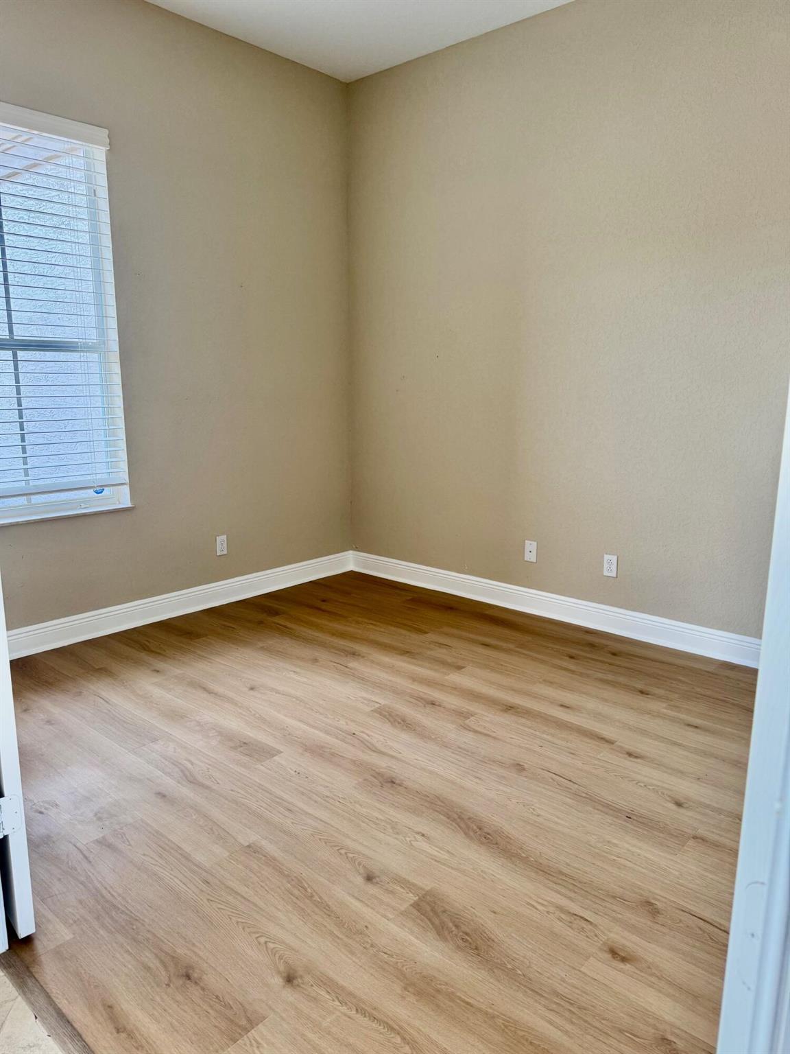 TRES BELLE - Residential