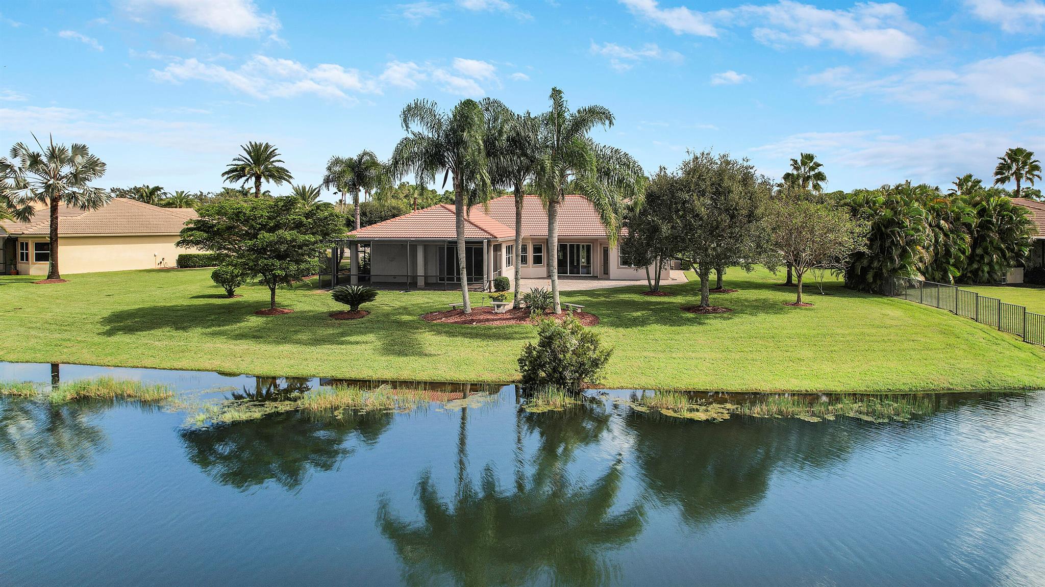 TRES BELLE - Residential