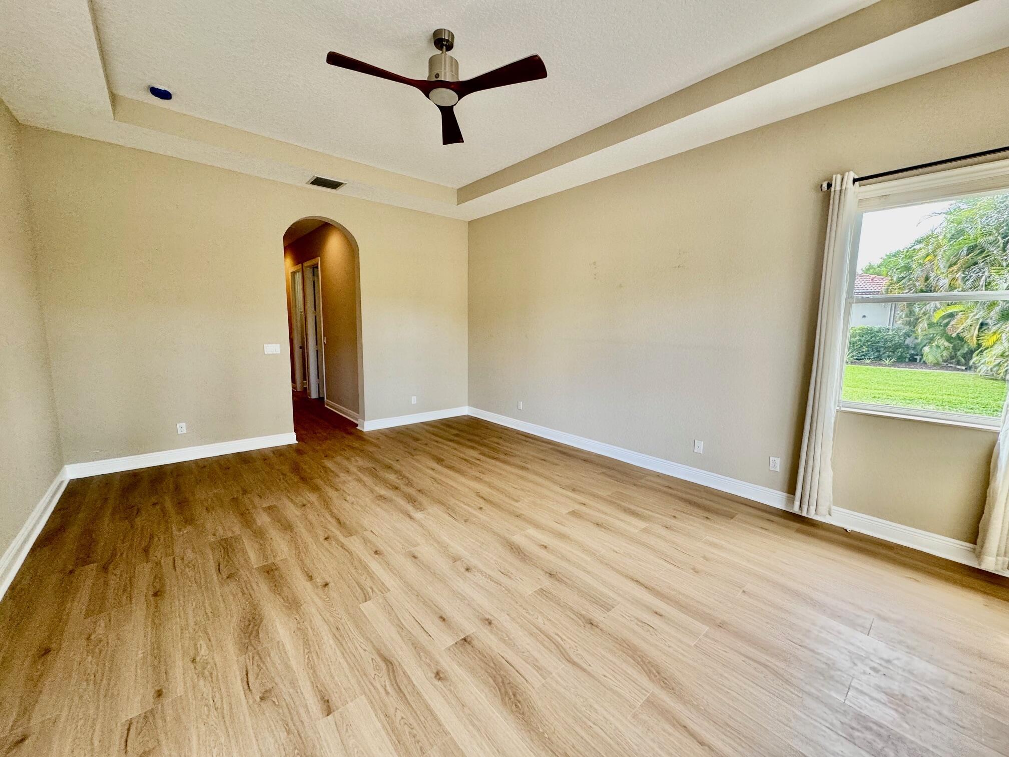 TRES BELLE - Residential